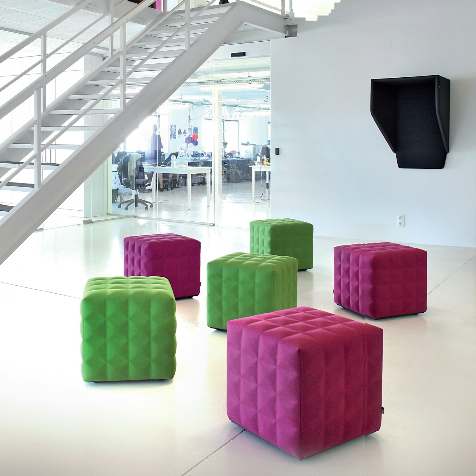 BuzziSpace BuzziCube Seating