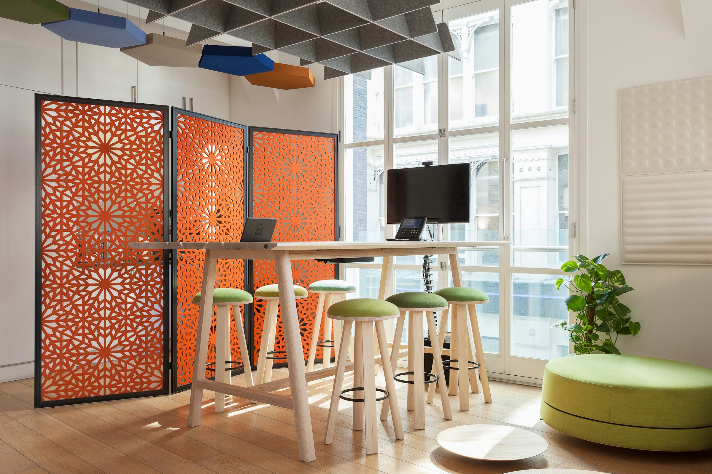 BuzziSpace BuzziFalls Standing Acoustic room dividers collaboration space with acoustic stools and tables