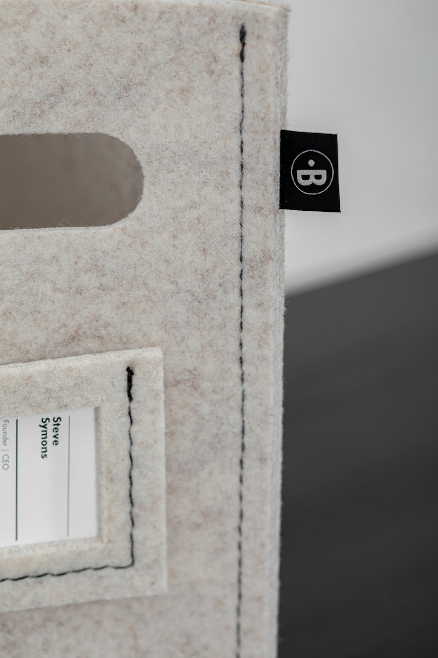 BuzziBox Travel Offwhite